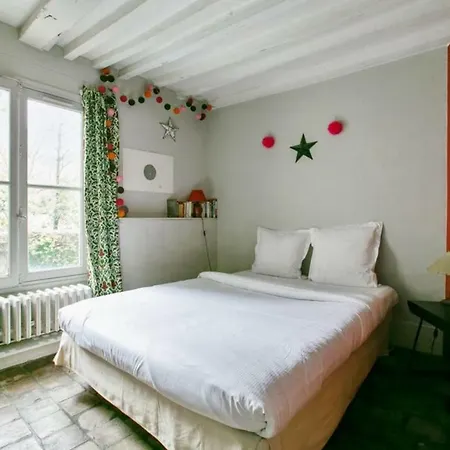 Apartment Amazing Dupleix For 8p With A Private Garden